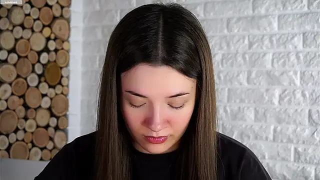 LowOncoming online show from 10.25.25