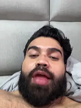 Snapshot of JEAN__TAUREAU chatting on 09.17.25 JEAN TAUREAU online show from 09.17.25