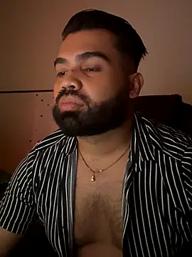 Snapshot of JEAN__TAUREAU chatting on 09.21.25 JEAN TAUREAU online show from 09.21.25