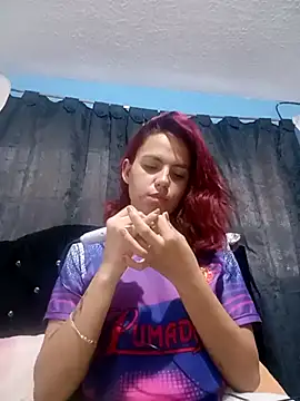 Snapshot of karolainvalentina chatting on 02.28.25 karolainvalentina online show from 02.28.25