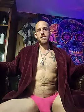 Snapshot of 5g4ever chatting on 12.01.25 5g4ever online show from 12.01.25