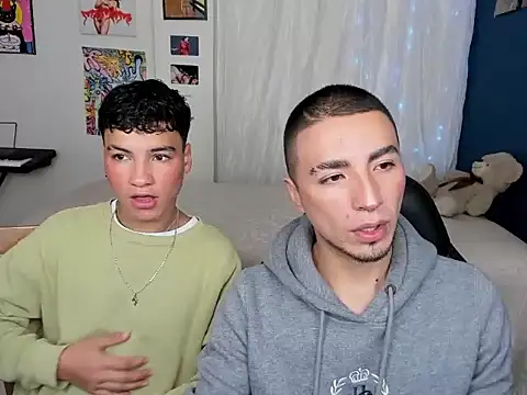 sweet boys xx online show from 02.18.25