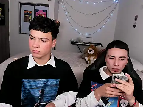 sweet boys xx online show from 03.22.25