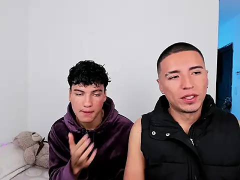 sweet boys xx online show from 11.09.25