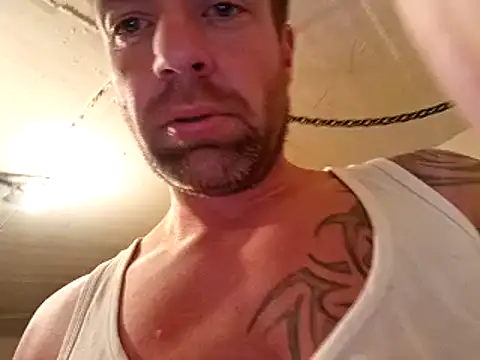 Snapshot of Timbojan28 chatting on 11.02.25 Timbojan28 online show from 11.02.25