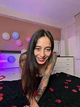 Snapshot of SOFIASWEETSECRETT chatting on 10.09.25 SOFIASWEETSECRETT online show from 10.09.25