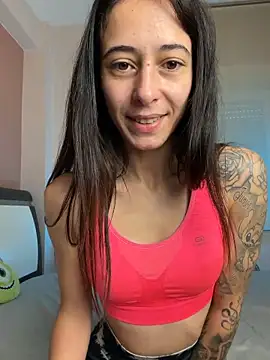 Snapshot of SOFIASWEETSECRETT chatting on 11.06.25 SOFIASWEETSECRETT online show from 11.06.25