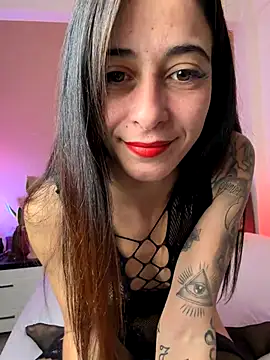 Snapshot of SOFIASWEETSECRETT chatting on 11.08.25 SOFIASWEETSECRETT online show from 11.08.25