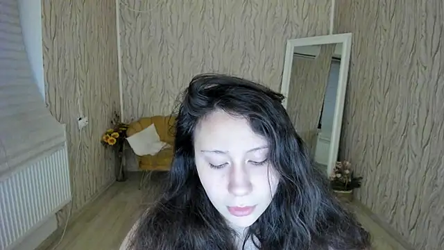 AishaRouhi online show from 01.02.25