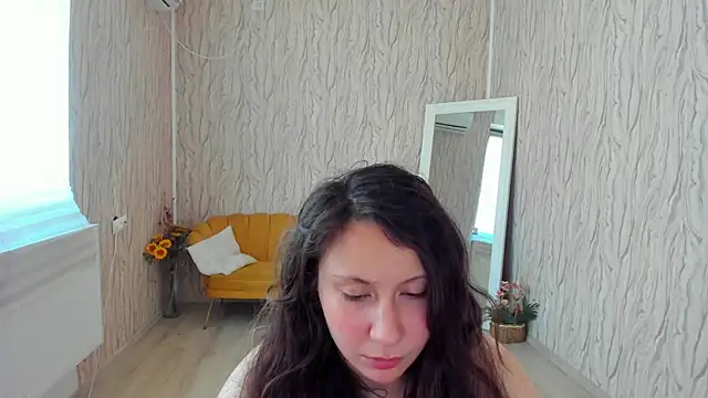 AishaRouhi online show from 01.02.25