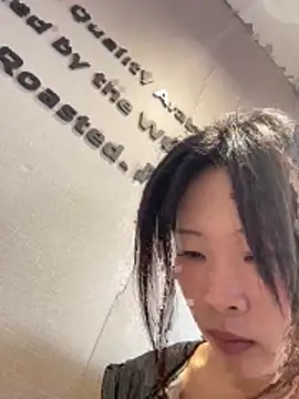 Snapshot of Gersddb chatting on 10.16.25 Gersddb online show from 10.16.25