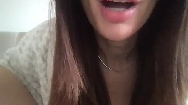 paolajonez online show from 11.02.25