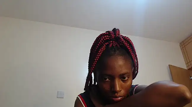 Snapshot of nanaswee chatting on 02.24.25 nanaswee online show from 02.24.25