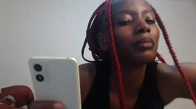 Snapshot of nanaswee chatting on 02.26.25 nanaswee online show from 02.26.25