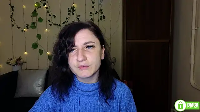 Muse kitty jenia online show from 10.31.25