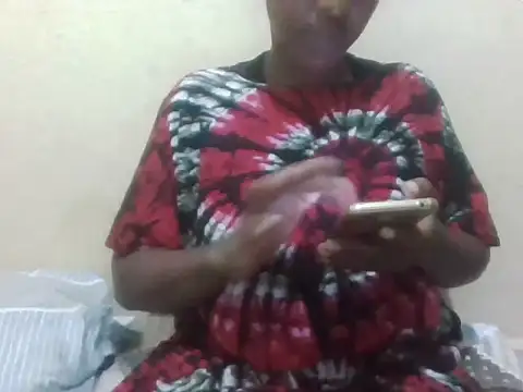 Snapshot of Sexxy_bre chatting on 10.03.25 Sexxy bre online show from 10.03.25