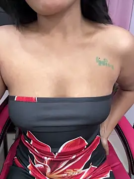 LeisyXO online show from 02.10.26