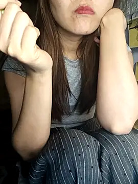 Snapshot of Girl20sexy chatting on 03.02.25 Girl20sexy online show from 03.02.25