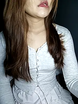 Snapshot of Girl20sexy chatting on 12.19.25 Girl20sexy online show from 12.19.25