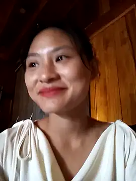 trieungoclnt online show from 09.18.25