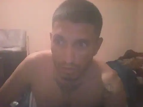 Snapshot of sucxio chatting on 10.23.25 sucxio online show from 10.23.25