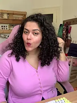 Curvydesifromgermany online show from 04.08.26