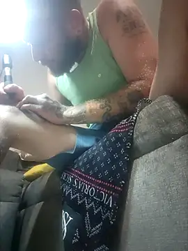 Hunnyhunty420 online show from 04.28.26