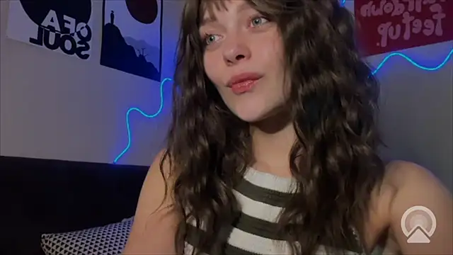 Emilia0 0 7 online show from 02.21.26