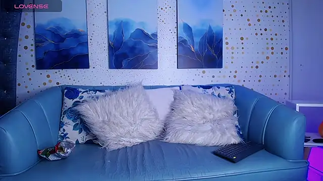 Snapshot of Steev_Novoa chatting on 12.10.24 Steev Novoa online show from 12.10.24