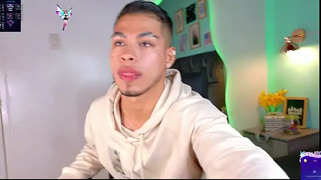 Snapshot of Ken-boy_ chatting on 01.19.25 Ken-boy online show from 01.19.25