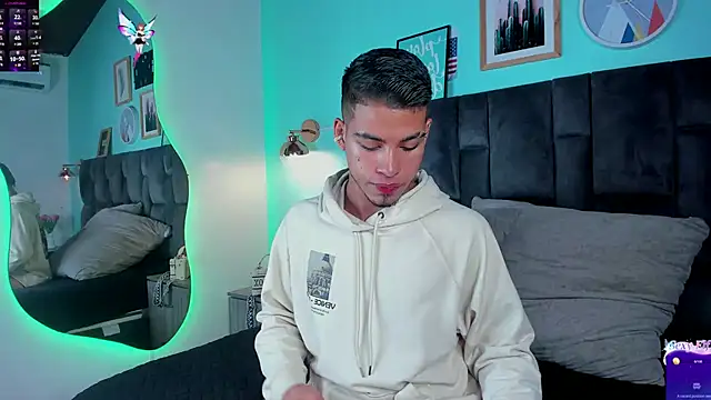 Snapshot of Ken-boy_ chatting on 01.28.25 Ken-boy online show from 01.28.25