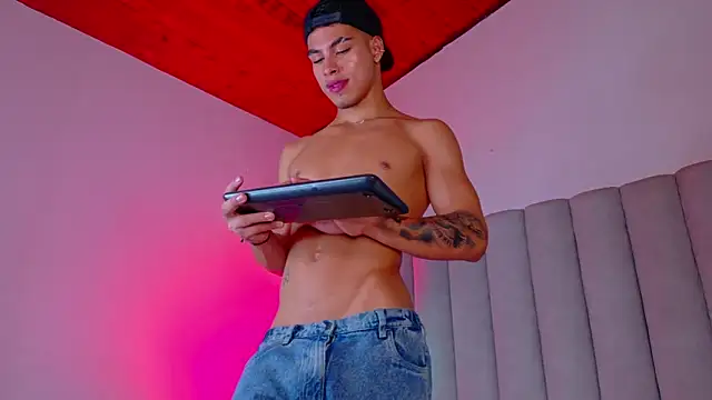 Snapshot of Ken-boy_ chatting on 02.27.25 Ken-boy online show from 02.27.25