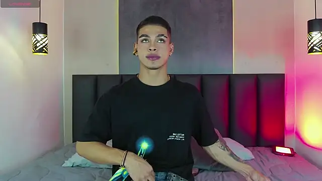 Snapshot of Ken-boy_ chatting on 02.28.25 Ken-boy online show from 02.28.25