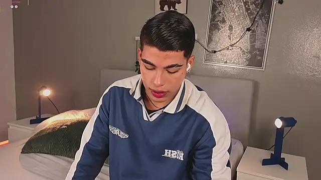 Snapshot of Ken-boy_ chatting on 09.29.25 Ken-boy online show from 09.29.25