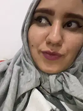 hannahayat online show from 12.09.24