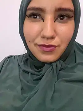 hannahayat online show from 12.19.24