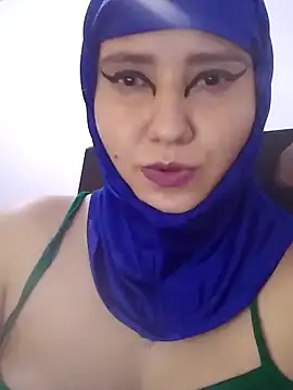 Snapshot of hannahayat chatting on 05.24.26 hannahayat online show from 05.24.26