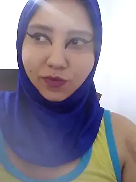Snapshot of hannahayat chatting on 05.25.26 hannahayat online show from 05.25.26
