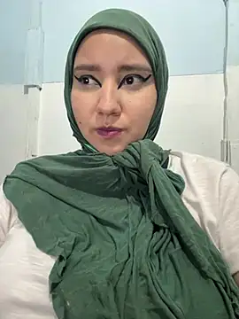 Snapshot of hannahayat chatting on 07.16.26 hannahayat online show from 07.16.26