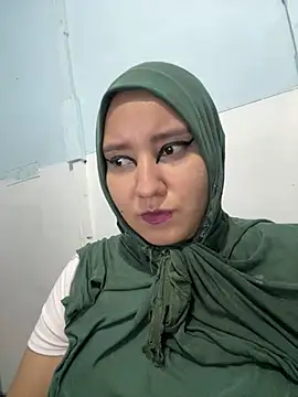 Snapshot of hannahayat chatting on 07.18.26 hannahayat online show from 07.18.26