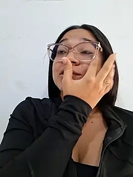 -VICKKY online show from 03.31.26