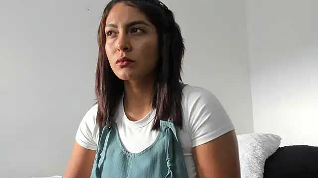 Snapshot of sofiaparker8 chatting on 02.12.25 sofiaparker8 online show from 02.12.25