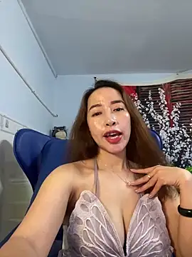 Snapshot of Cherry_6969 chatting on 01.27.25 Cherry 6969 online show from 01.27.25