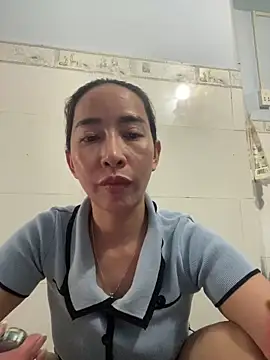Snapshot of Cherry_6969 chatting on 02.04.25 Cherry 6969 online show from 02.04.25