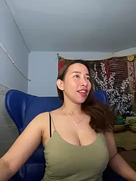 Snapshot of Cherry_6969 chatting on 02.10.25 Cherry 6969 online show from 02.10.25