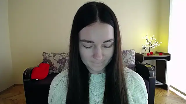 Snapshot of Pretty_shy chatting on 02.09.26 Pretty shy online show from 02.09.26