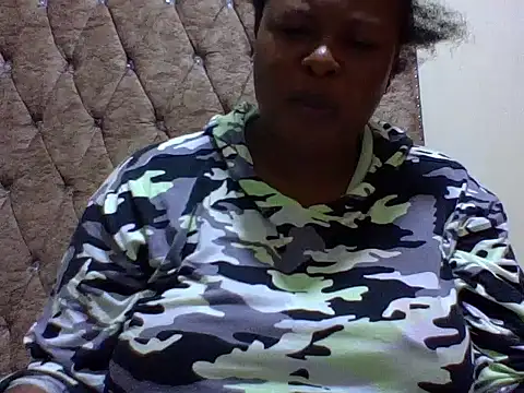 zoey10 online show from 11.13.25