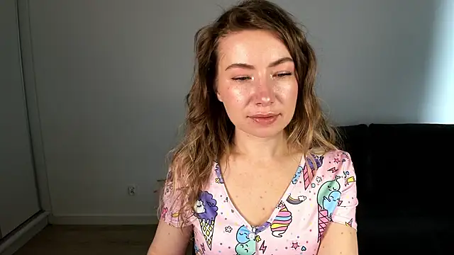 Mia Tasty online show from 04.23.26