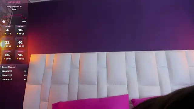 Snapshot of Antonella-Ray chatting on 03.17.25 Antonella-Ray online show from 03.17.25