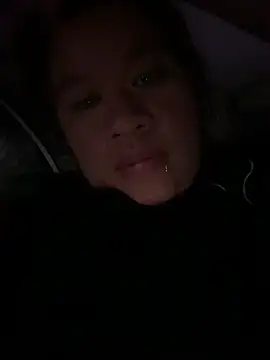 Snapshot of Emiily_lee chatting on 03.02.25 Emiily lee online show from 03.02.25